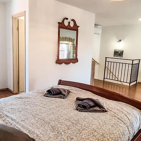Marina Apartment